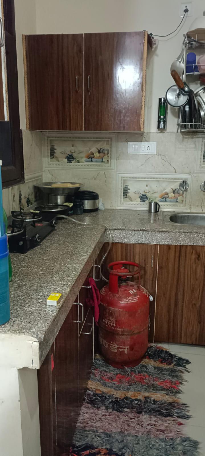 1 Room with Kitchen House for Rent