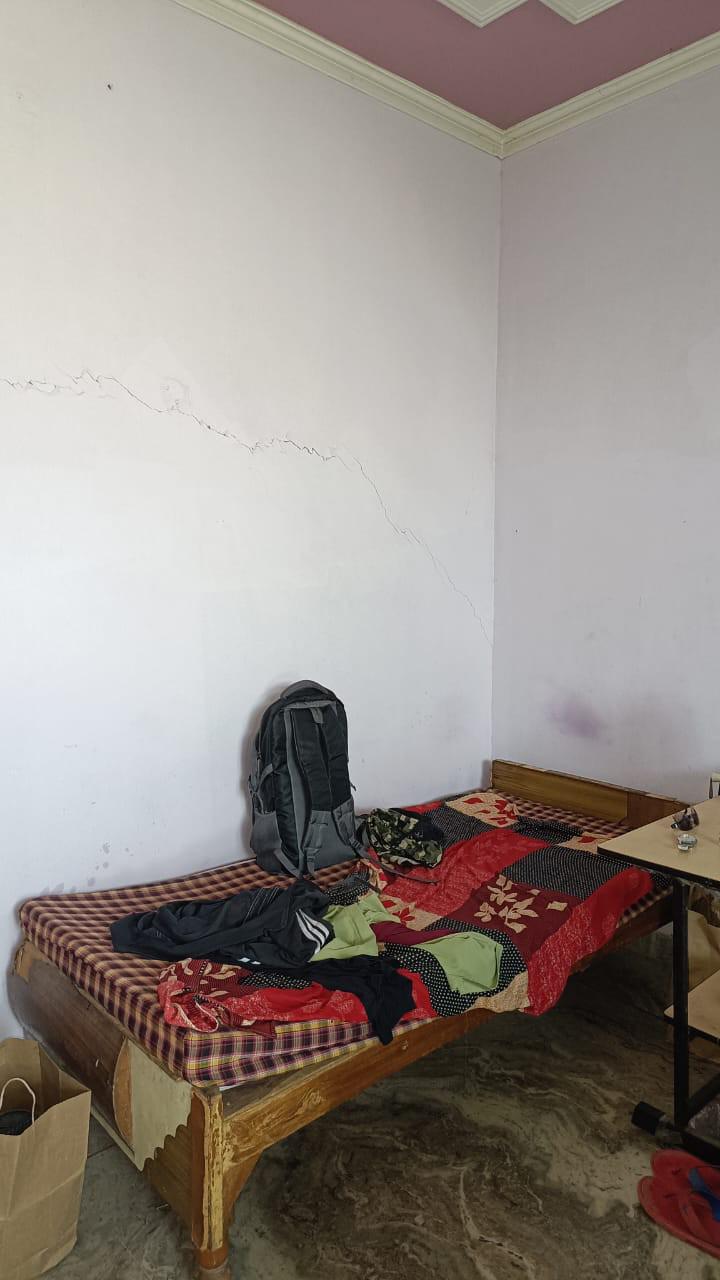 1 Room with Kitchen Semi Furnished House