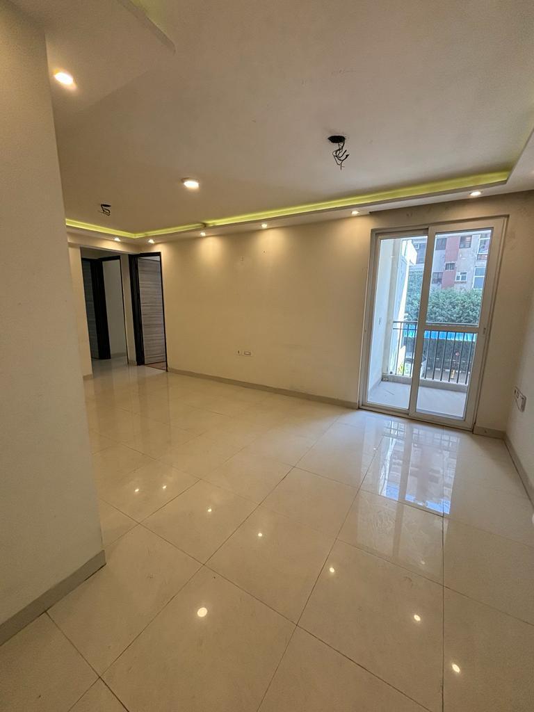 3BHK Semi Furnished Flat