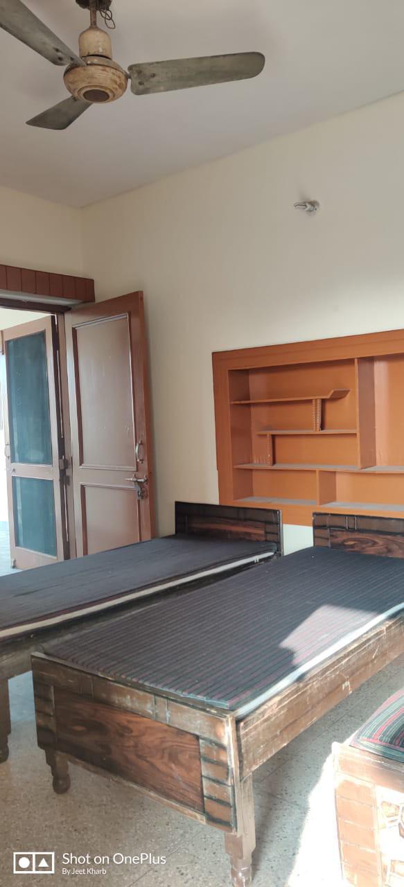 Room for rent