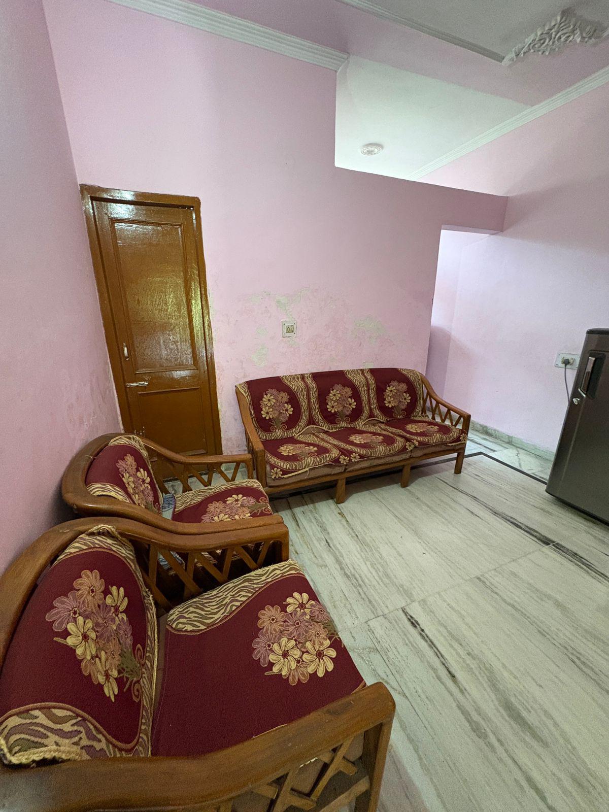 1 Room with Kitchen Semi Furnished House