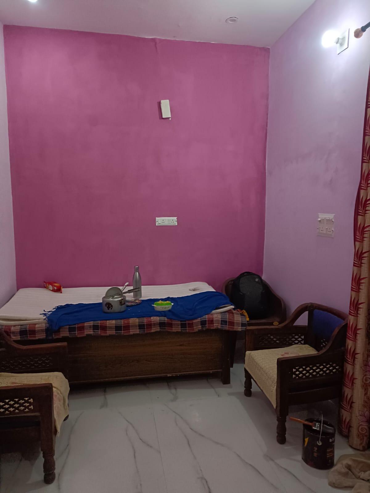 1BHK Semi Furnished House