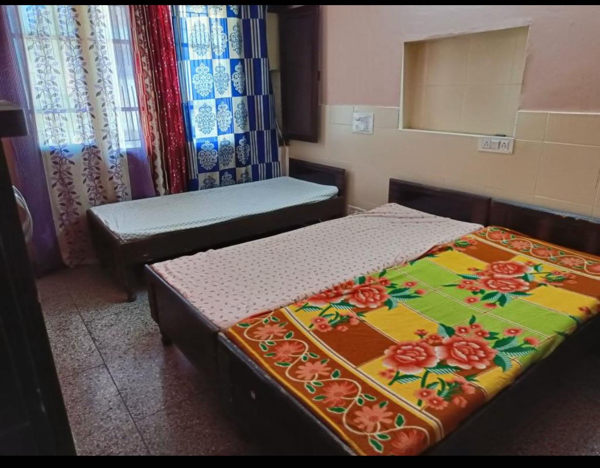 PG for Boys in sector 63, Chandigarh
