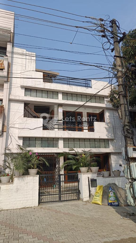 1 Room with Kitchen Fully Furnished House