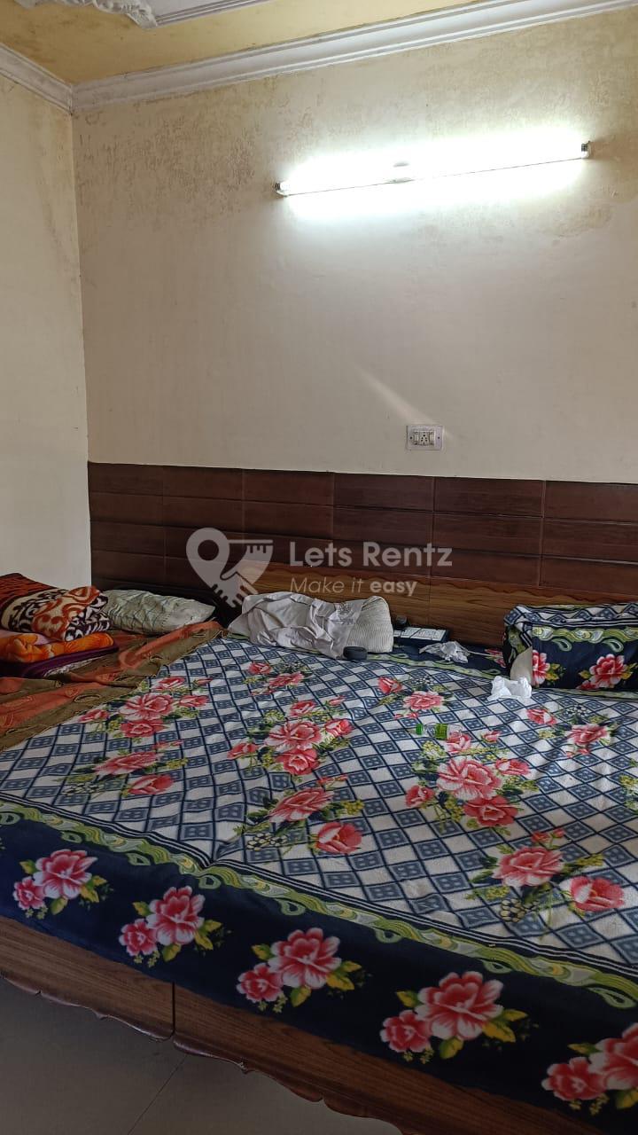 1 Room with Kitchen Fully Furnished House