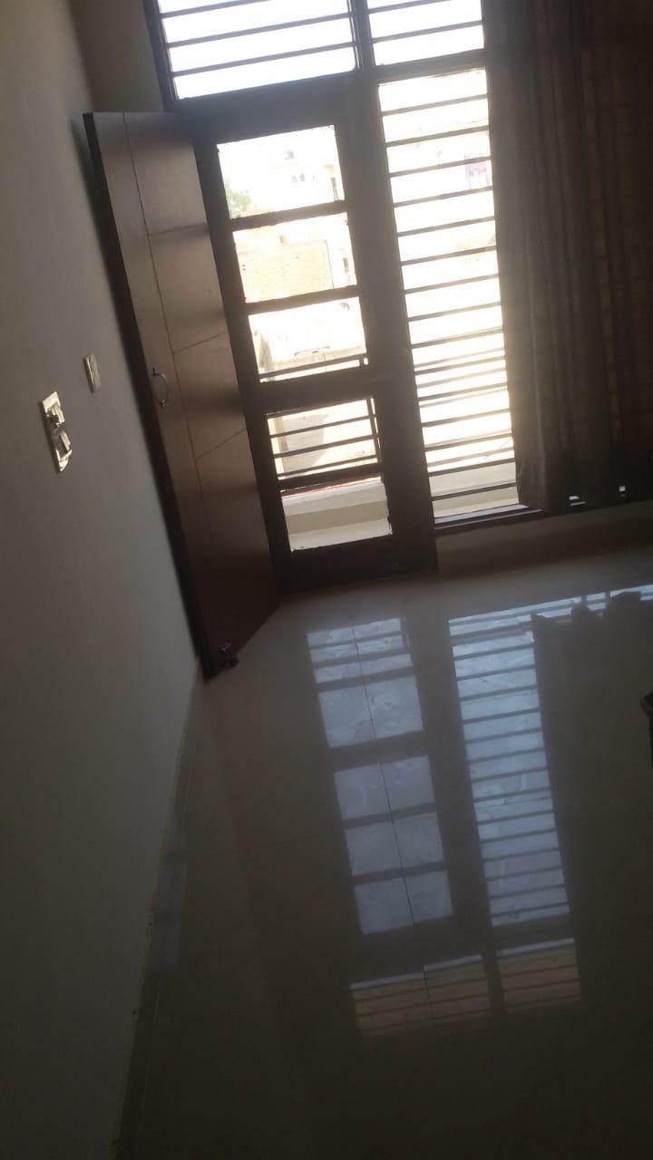 1 Room with Kitchen Semi Furnished House
