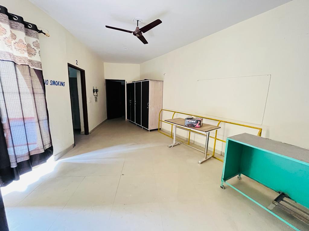 Room for rent