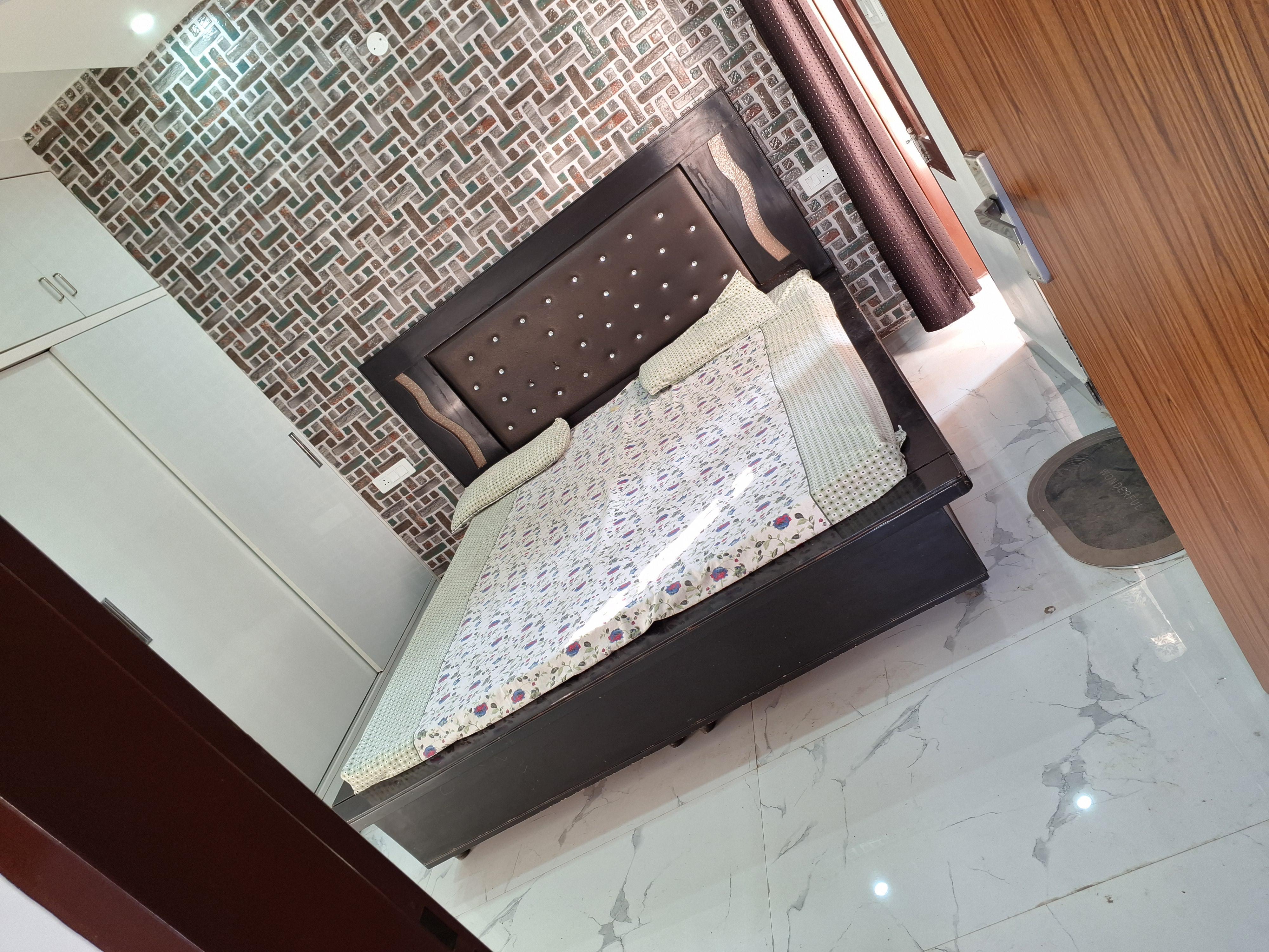1BHK Fully Furnished Flat