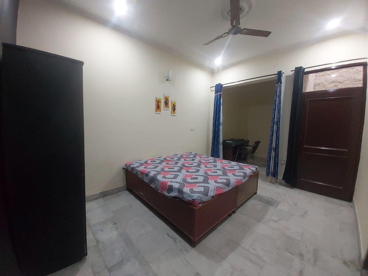 Room for rent