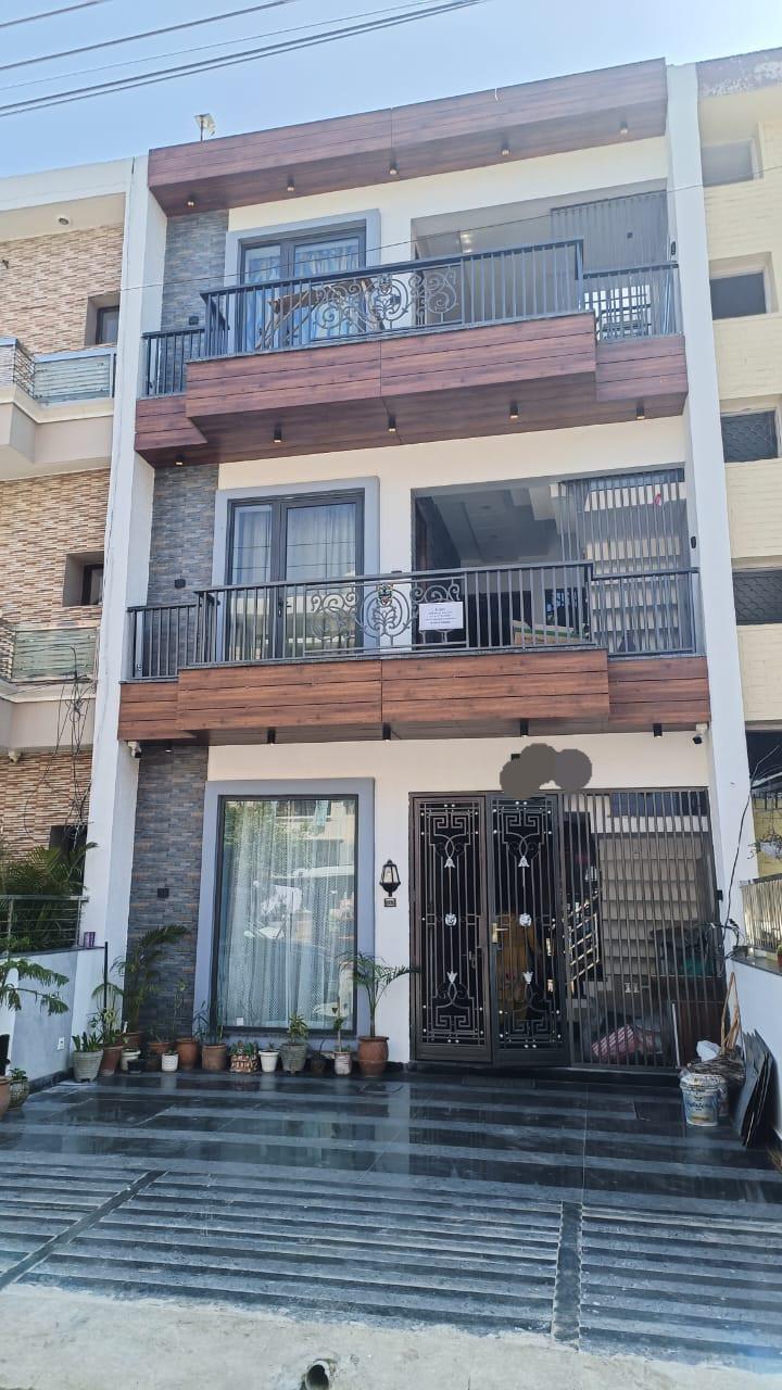 1 Room with Kitchen Fully Furnished House