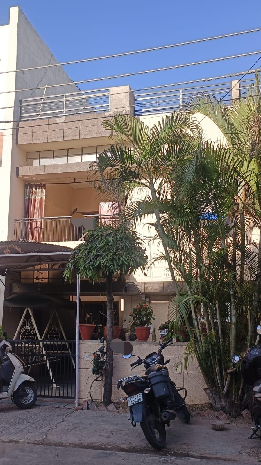 1 Room with Kitchen Fully Furnished House