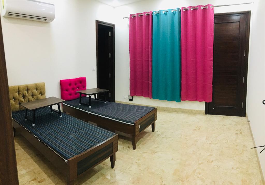 Room for rent