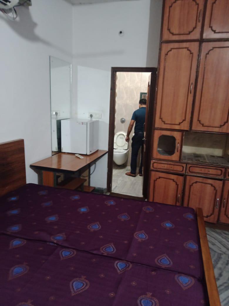 1 Room with Kitchen Fully Furnished House