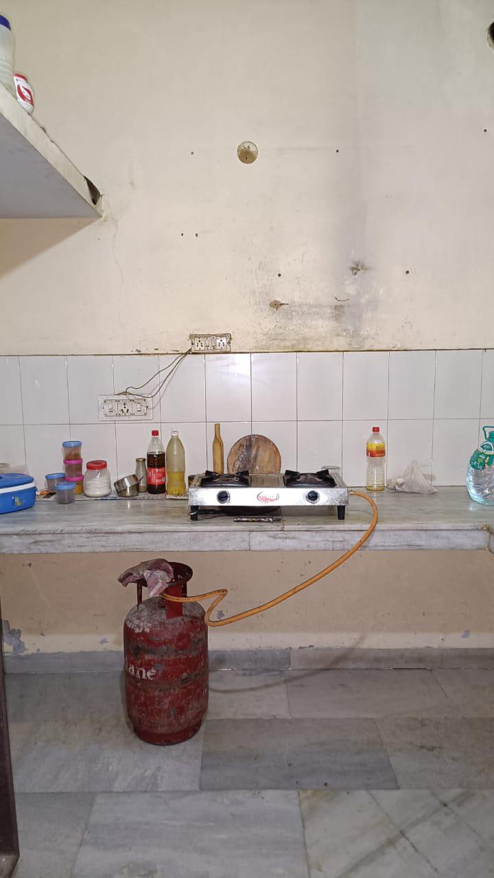 1 Room with Kitchen House for Rent