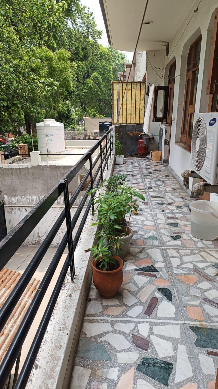 2 Room with Kitchen Semi Furnished House
