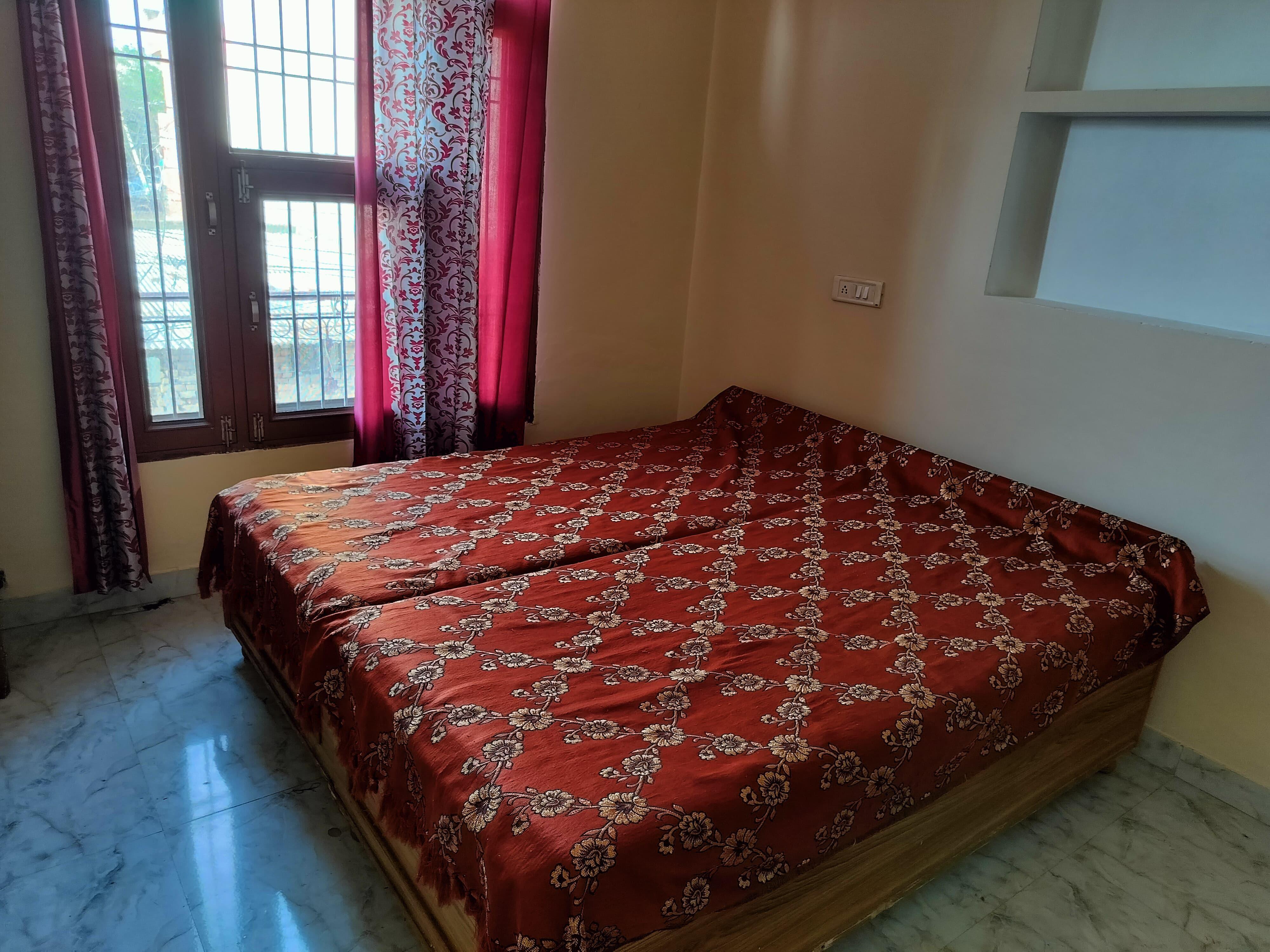 1 Room with Kitchen Semi Furnished House