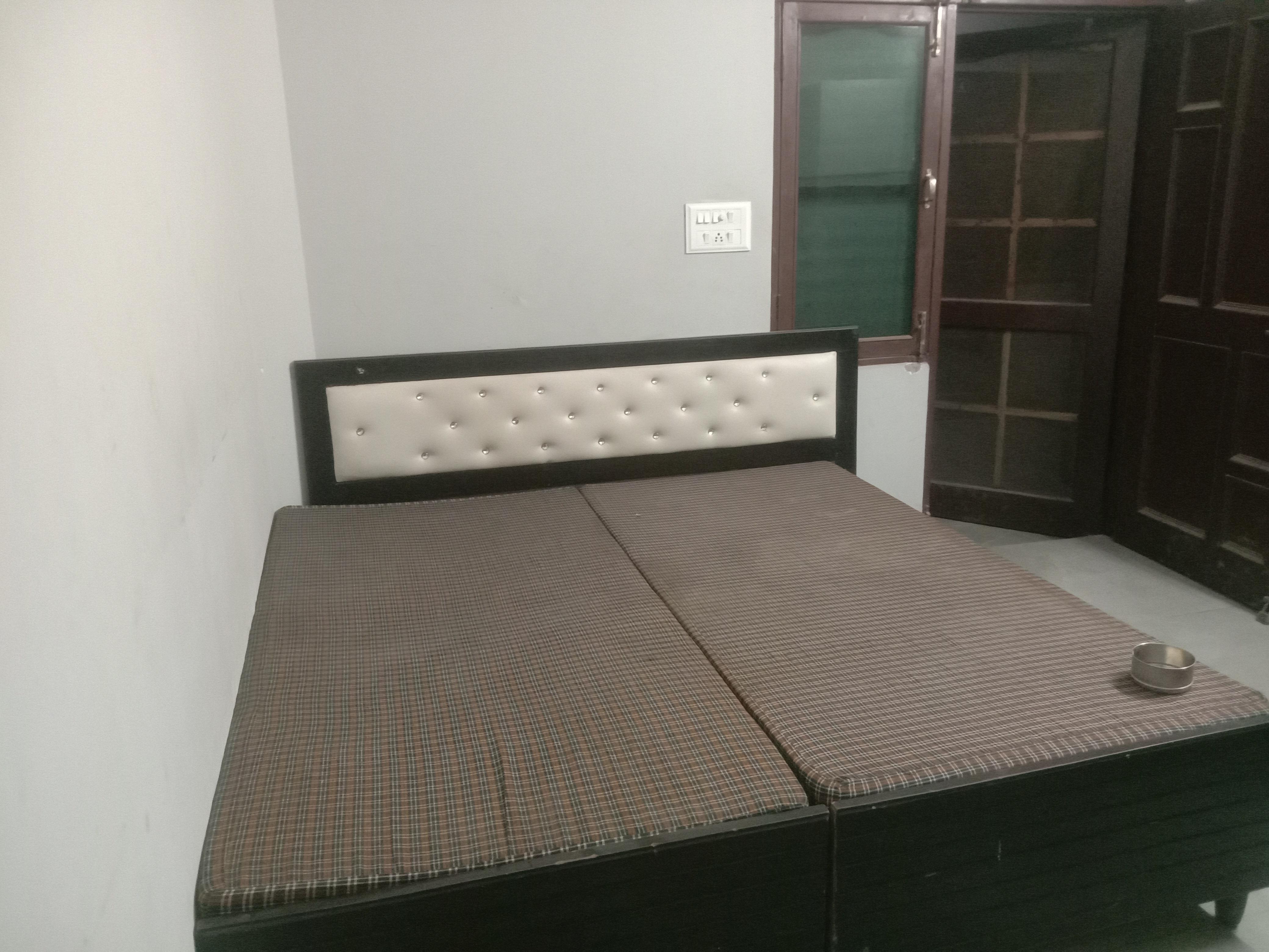 1 Room with Kitchen Semi Furnished House