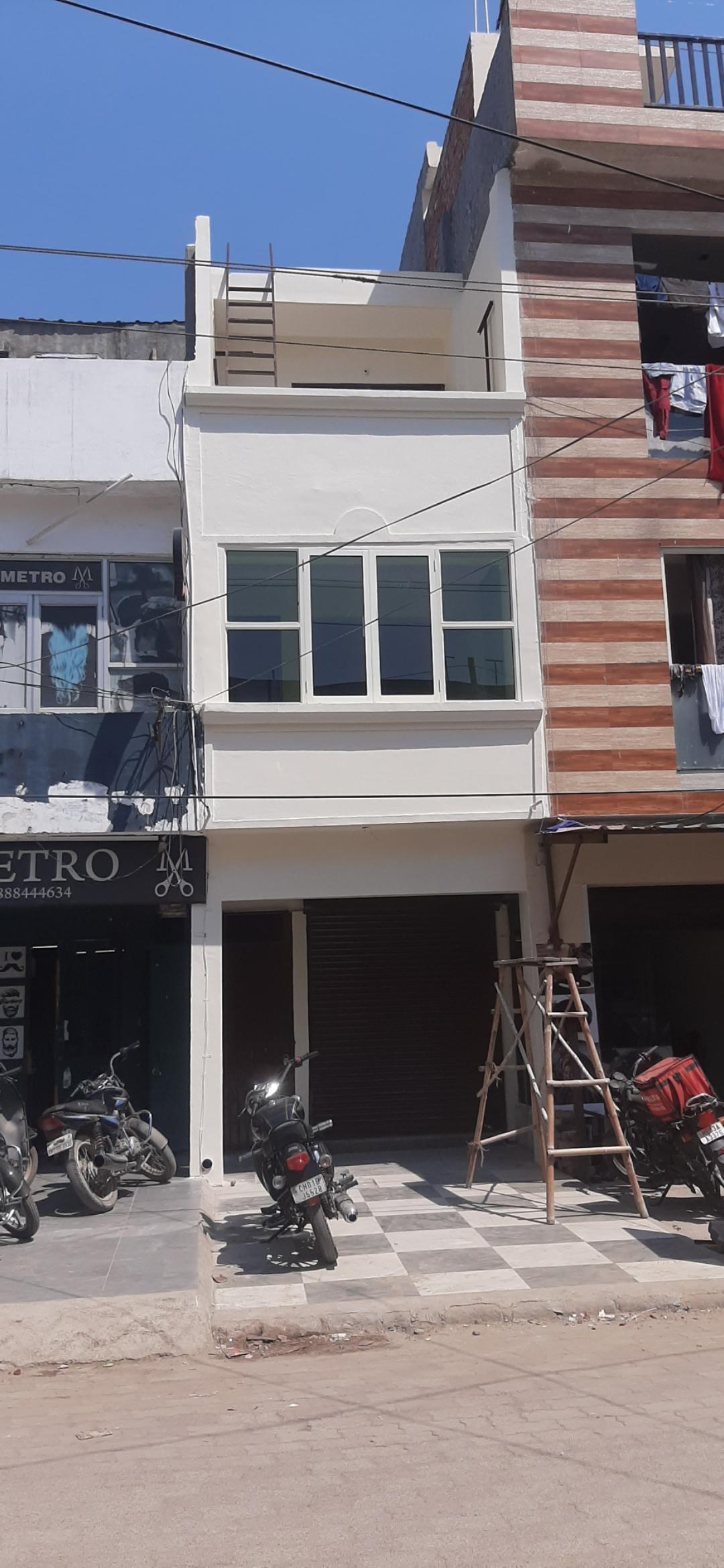 2 Room with Kitchen Unfurnished House