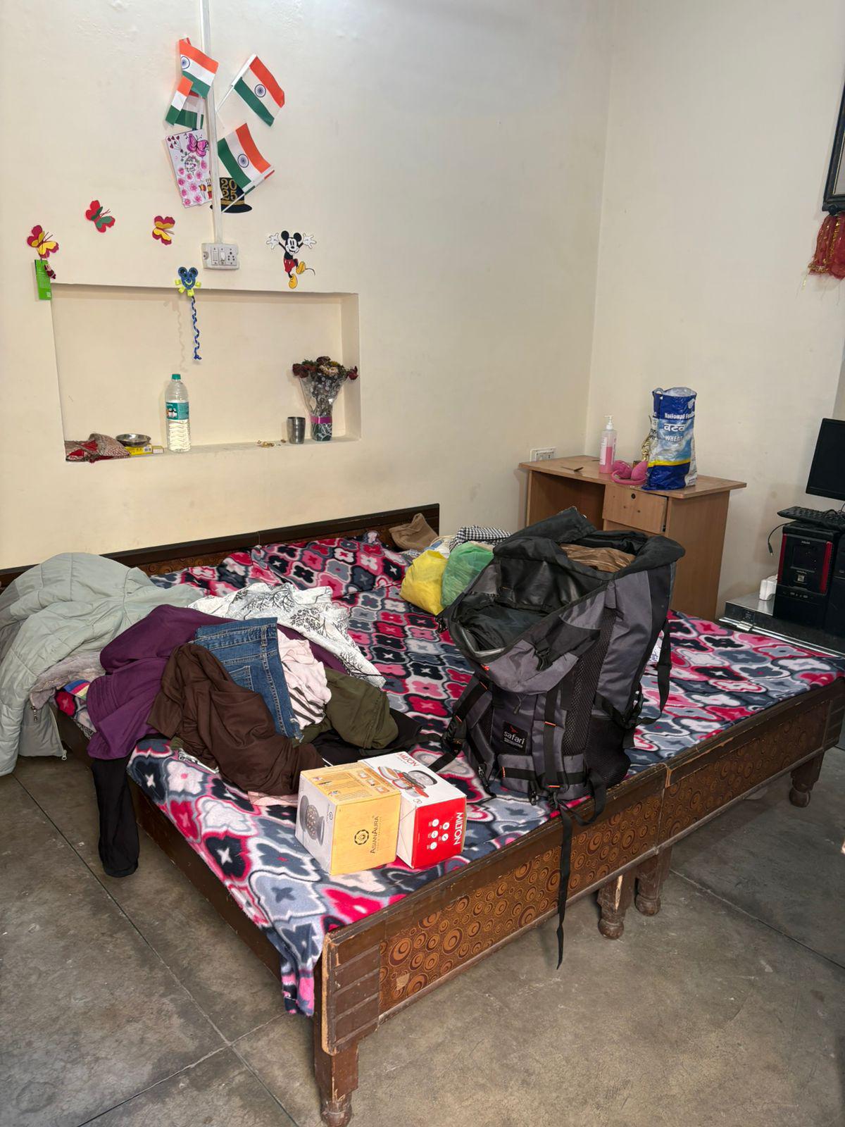 1 Room with Kitchen Semi Furnished House