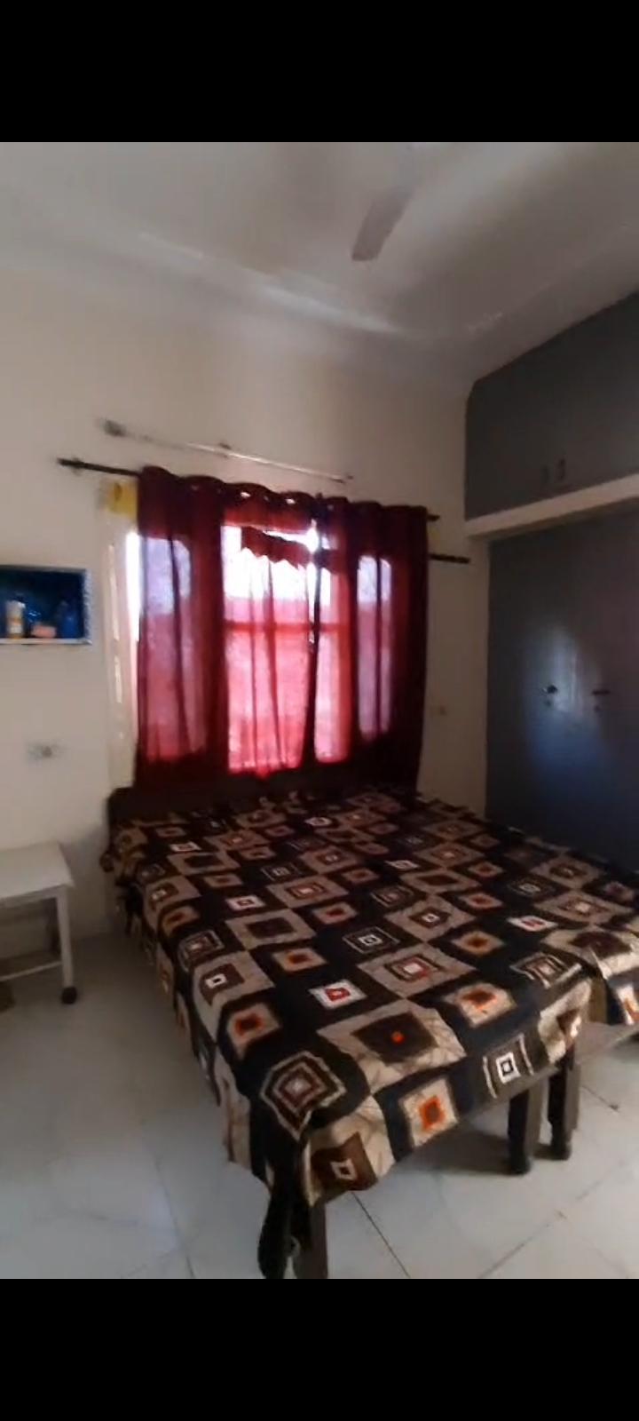 1 Room with Kitchen Fully Furnished House