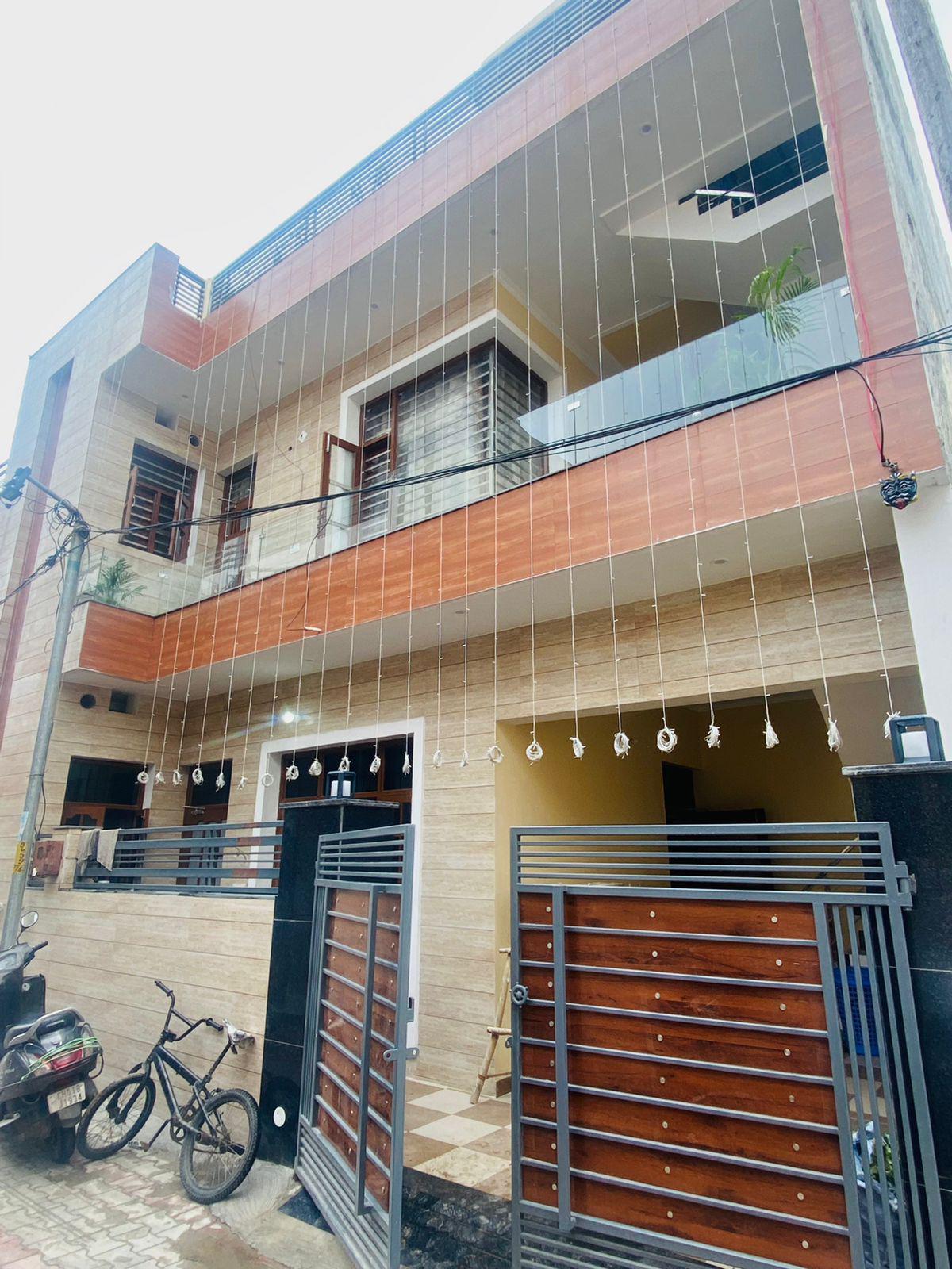 1 Room with Kitchen Semi Furnished House