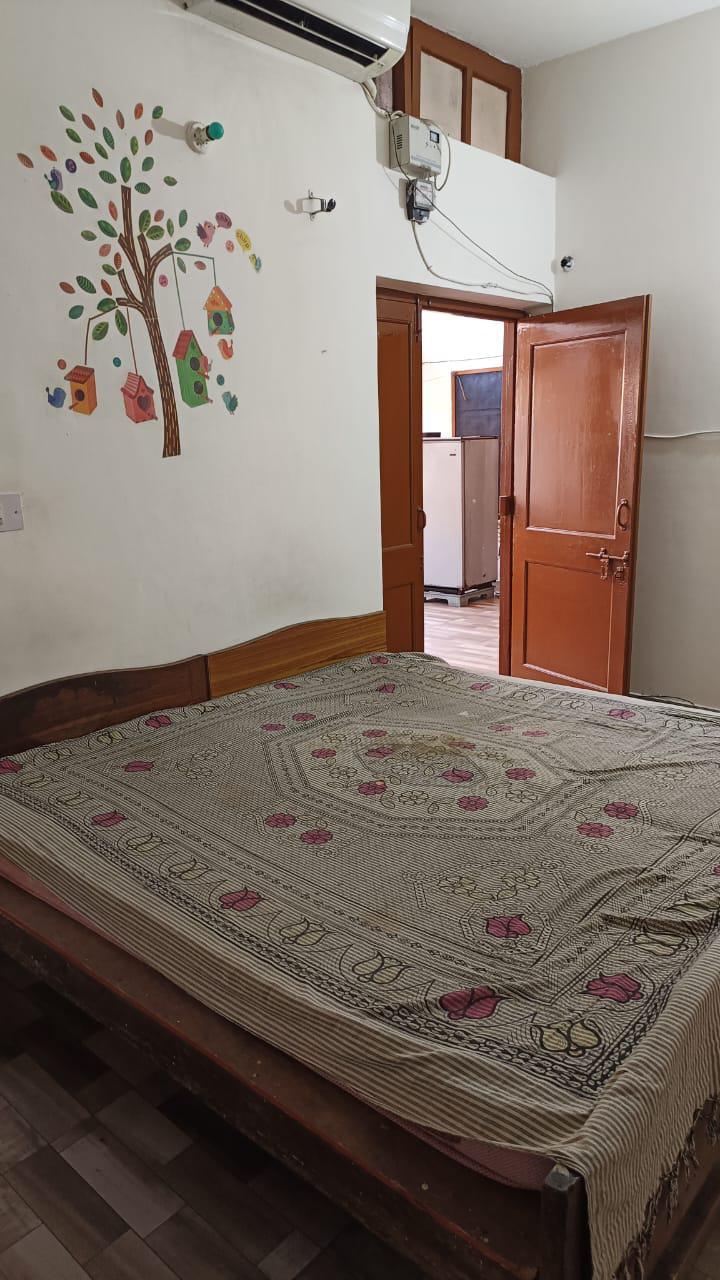 1 Room with Kitchen Semi Furnished House