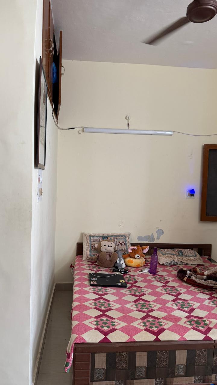 1 Room with Kitchen Fully Furnished House