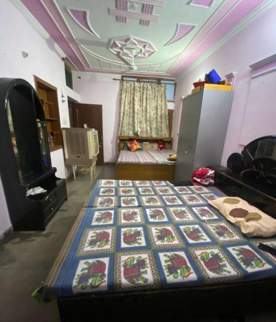 1 Room with Kitchen Semi Furnished House