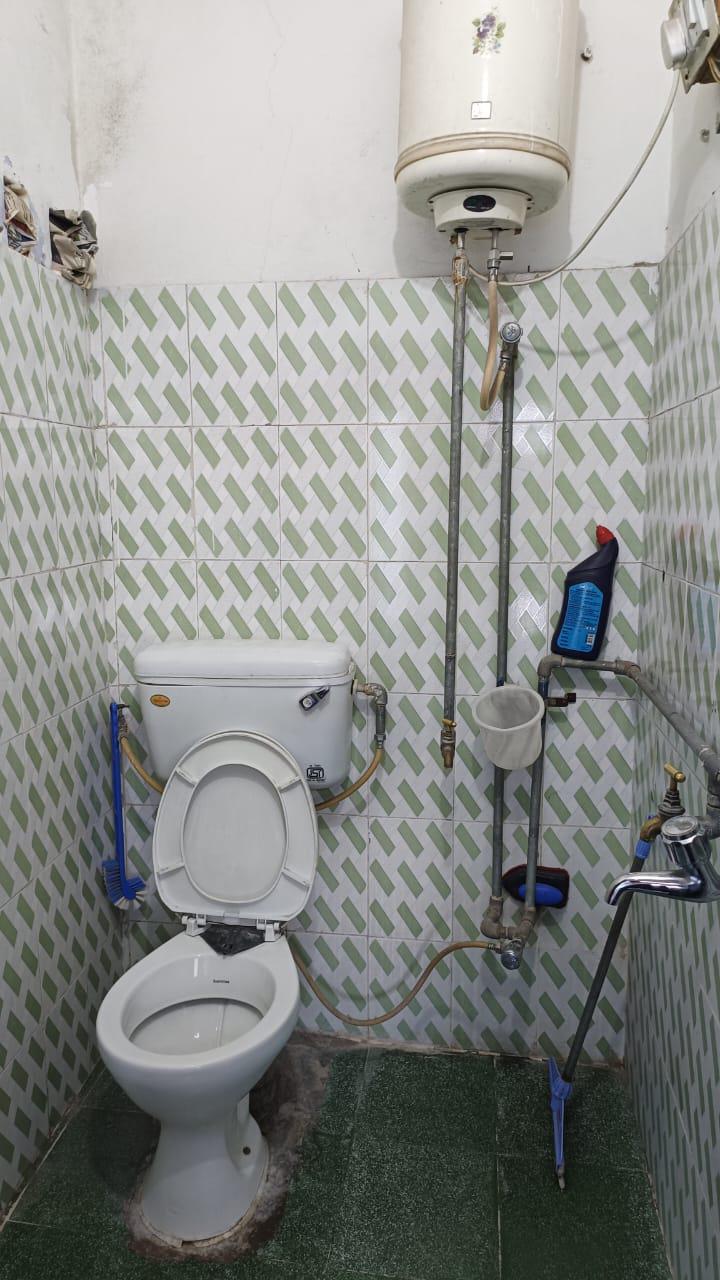 1 Room with Kitchen House for Rent