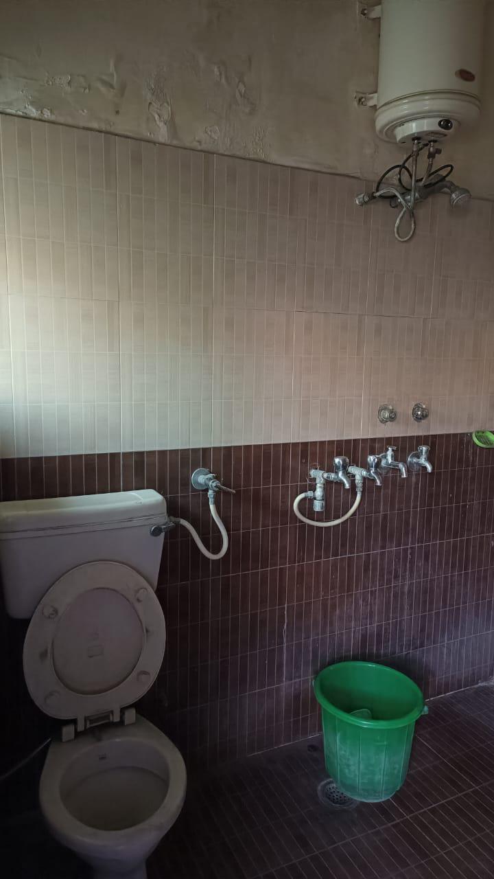 1 Room with Kitchen House for Rent