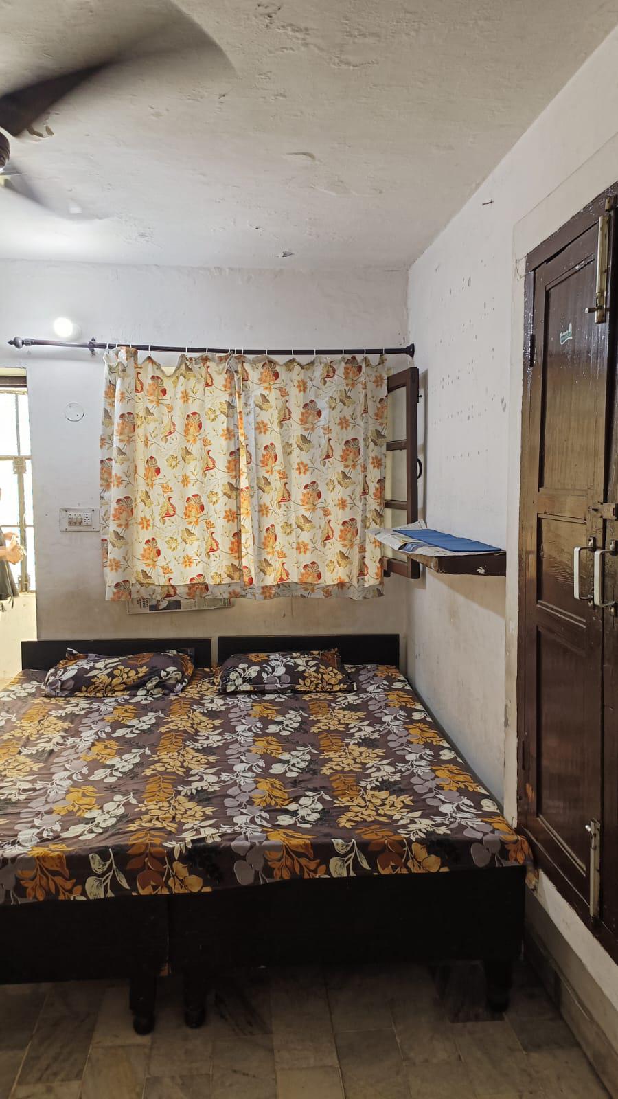 1 Room with Kitchen Semi Furnished House