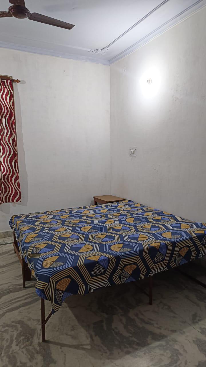 1 Room with Kitchen Semi Furnished House