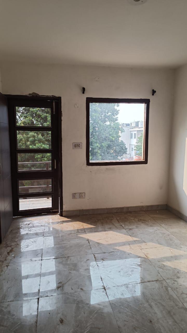 2 Room with Kitchen Unfurnished House
