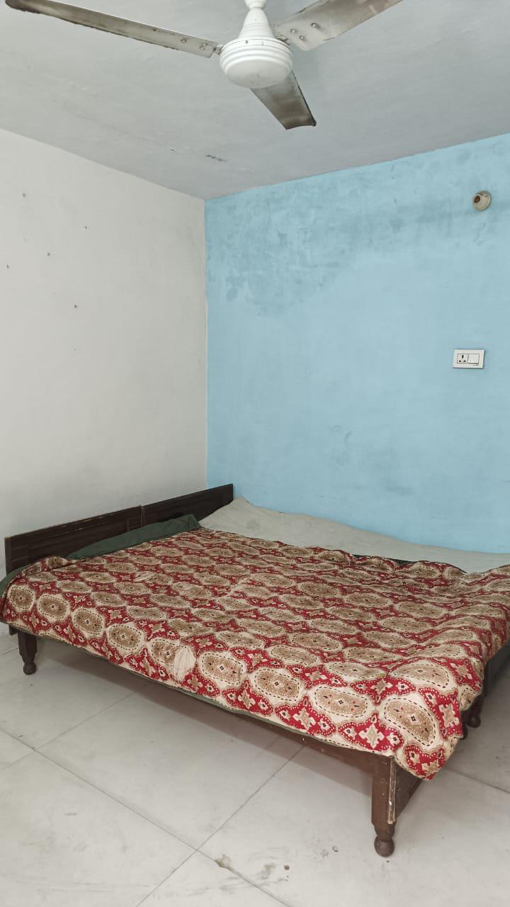 1 Room with Kitchen Semi Furnished House