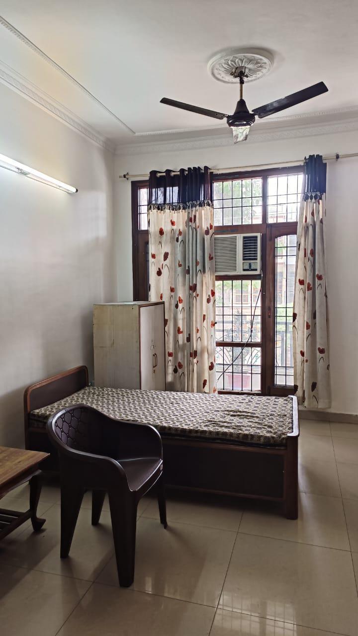 Room for rent
