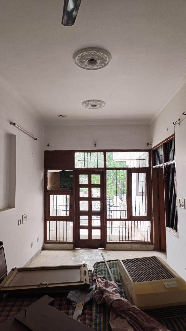 1 Room with Kitchen Semi Furnished House