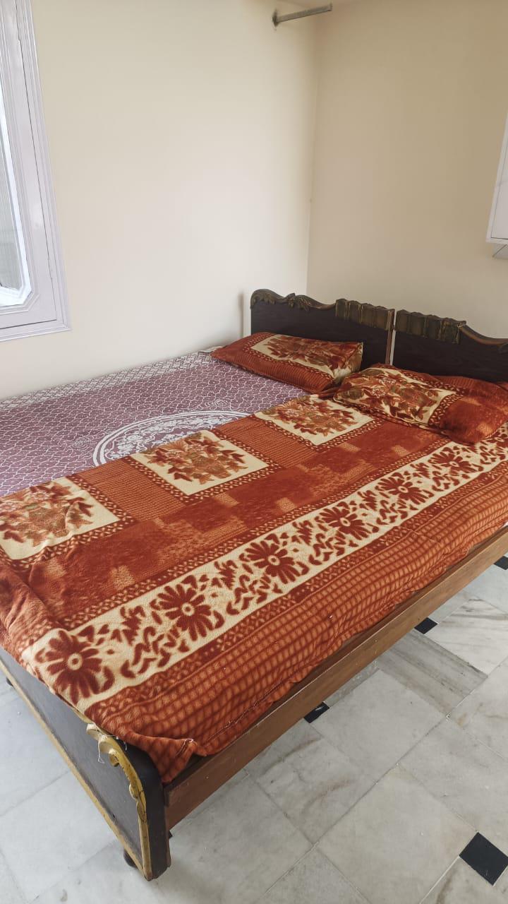 1 Room with Kitchen Semi Furnished House