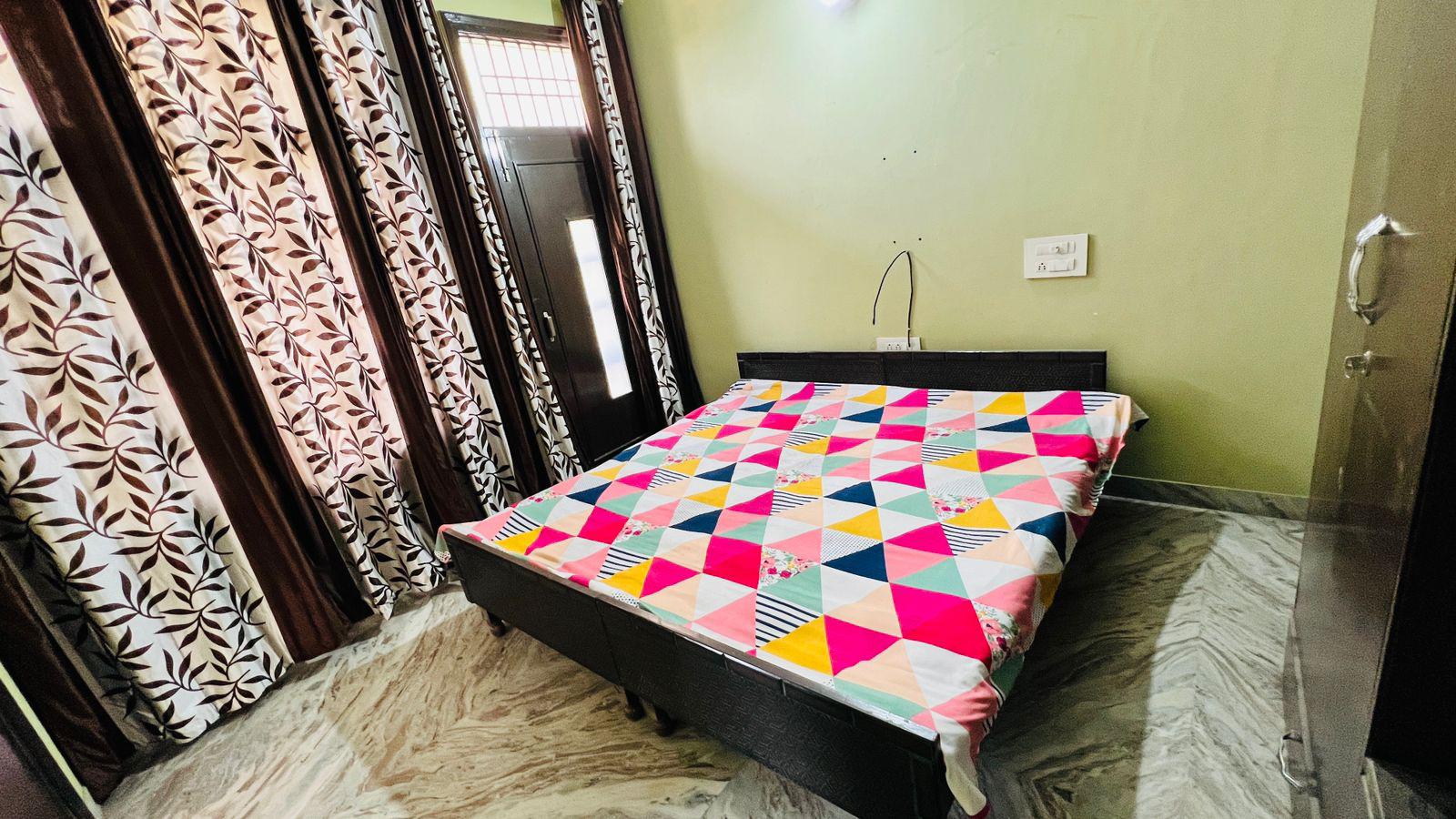 1 Room with Kitchen Fully Furnished House