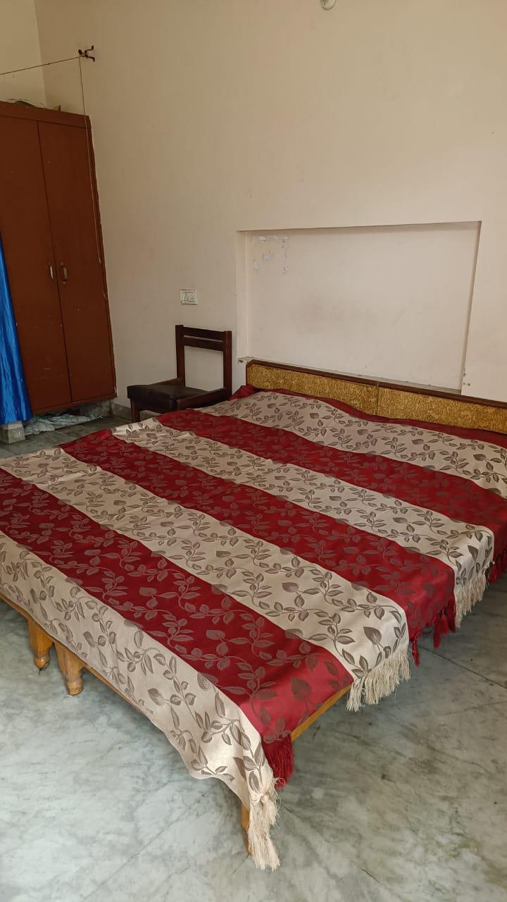 1 Room with Kitchen Semi Furnished House