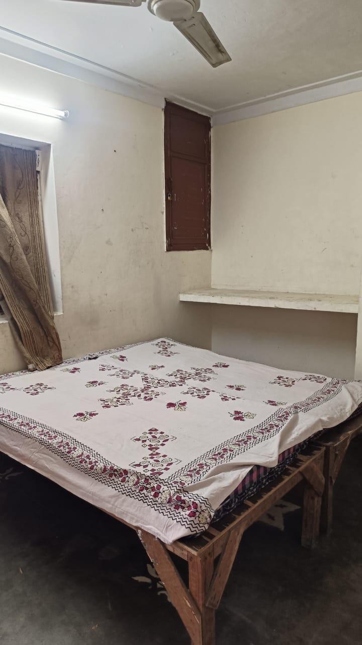 1 Room with Kitchen Semi Furnished House