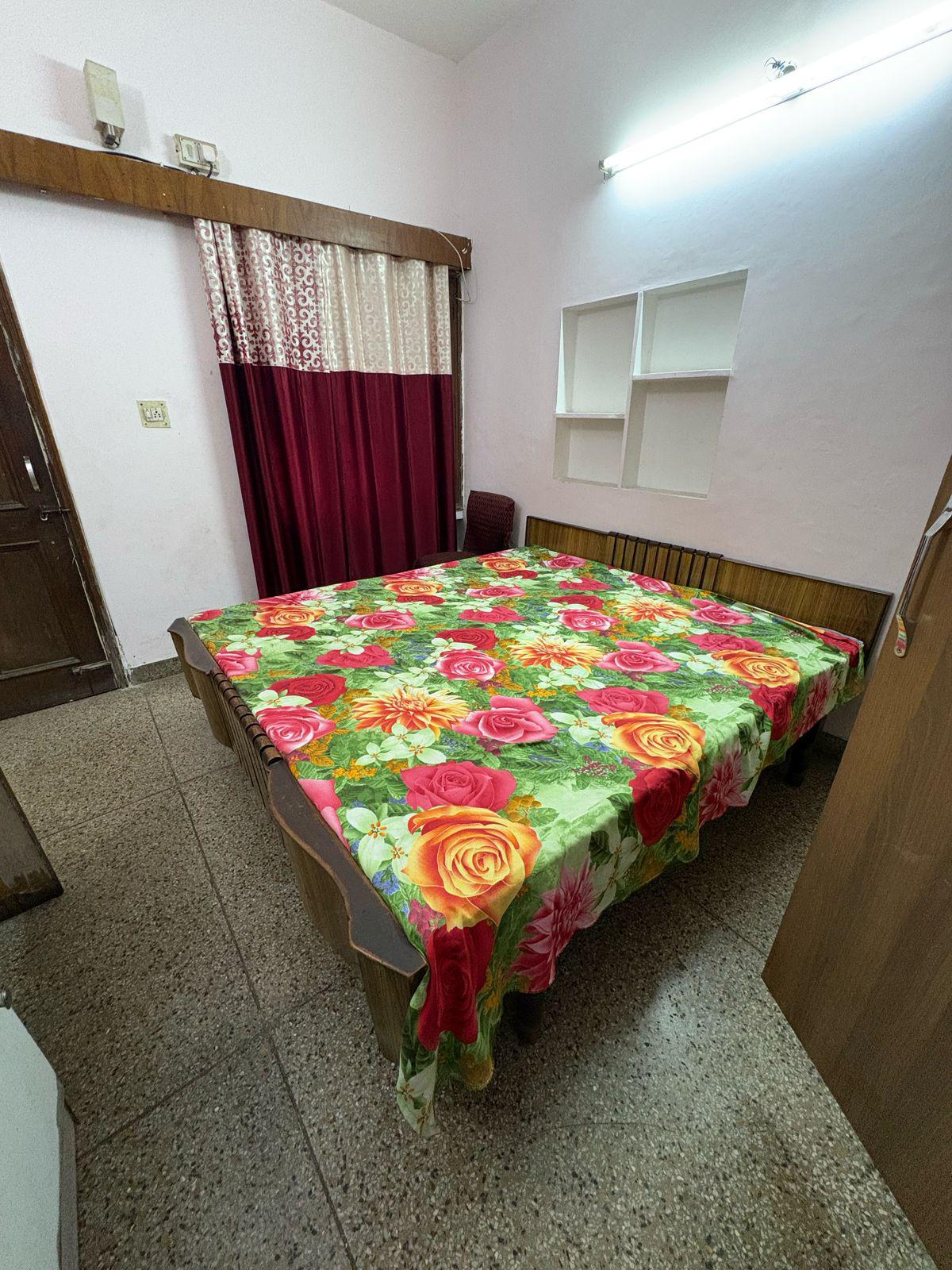 1 Room with Kitchen Semi Furnished House