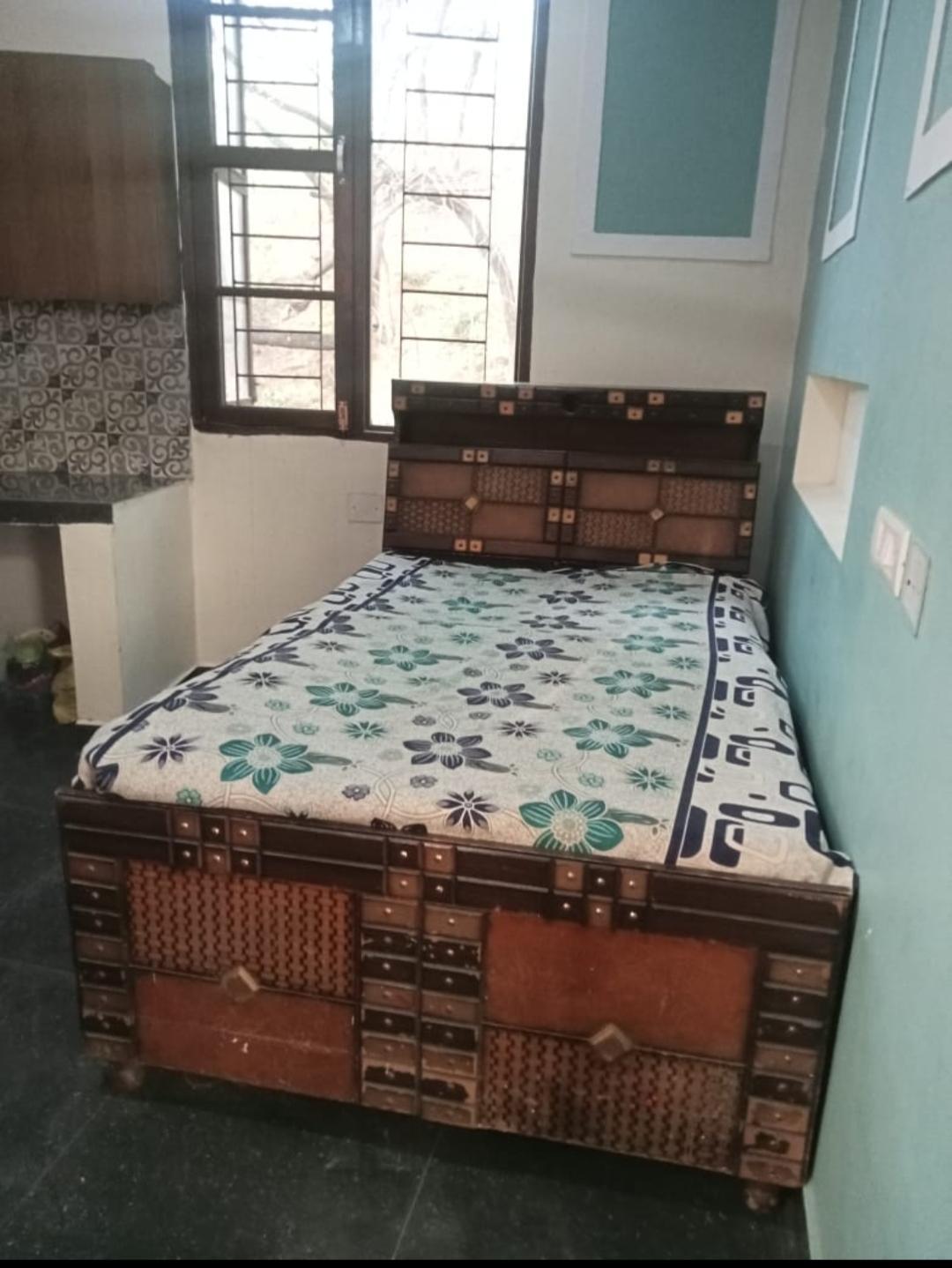 1 Room with Kitchen Fully Furnished House