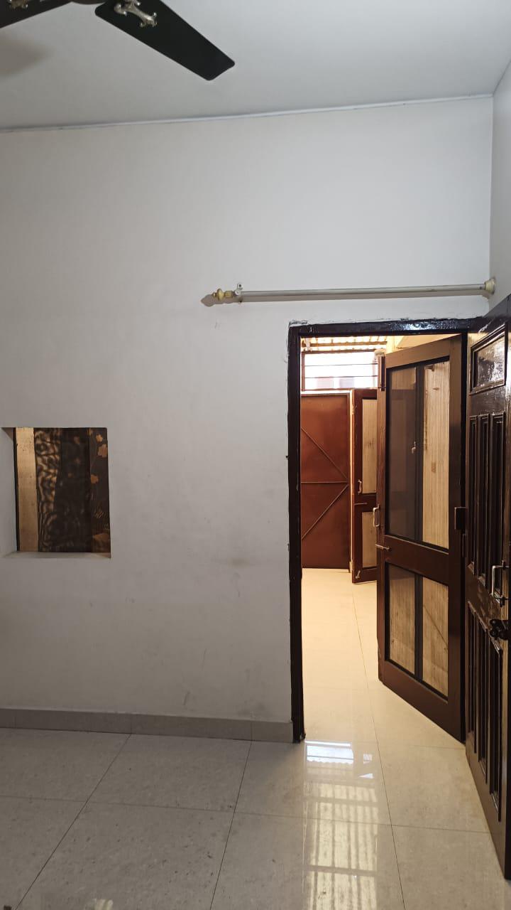 1BHK Semi Furnished House