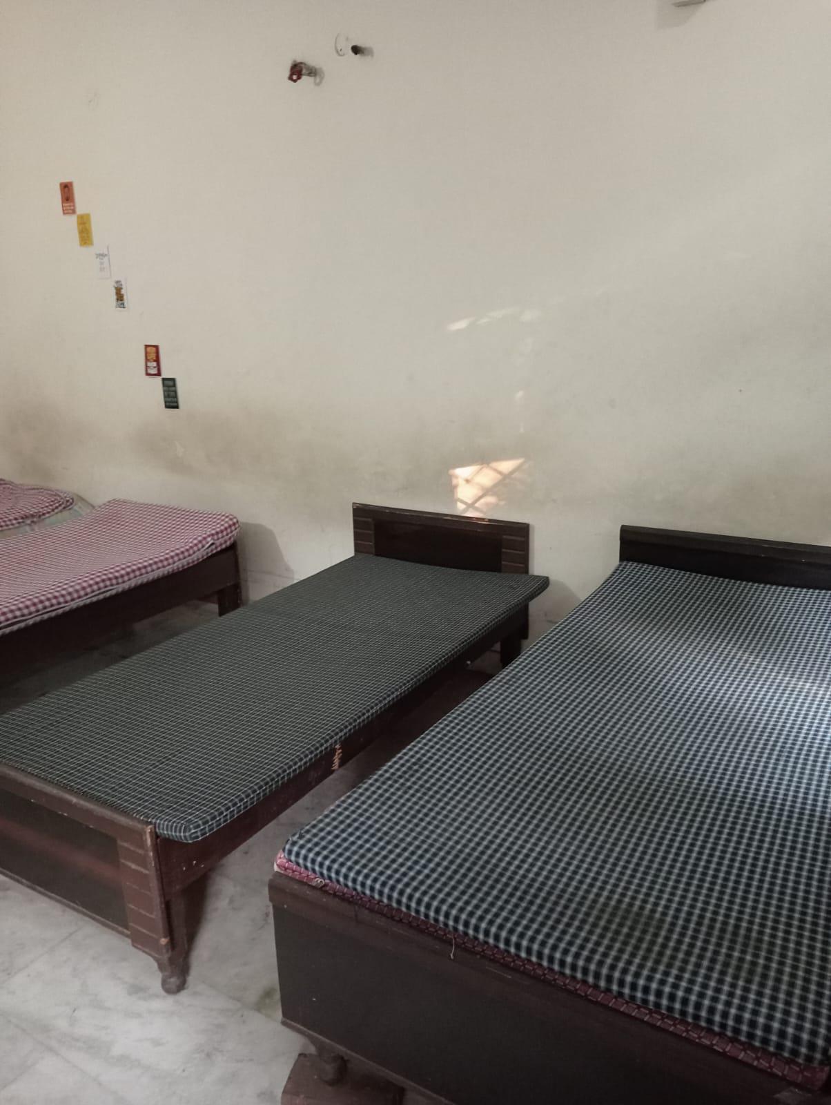1 Room with Kitchen Fully Furnished House