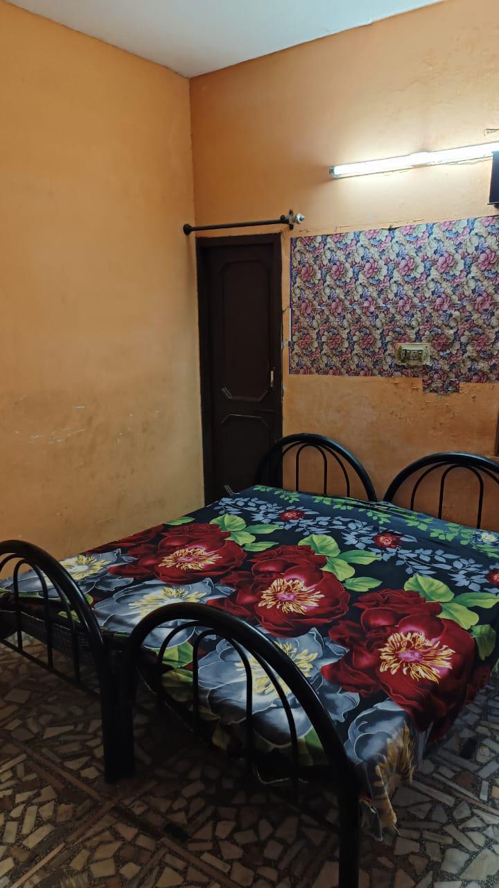 1 Room with Kitchen Semi Furnished House
