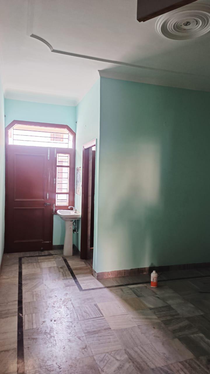 1BHK Unfurnished House