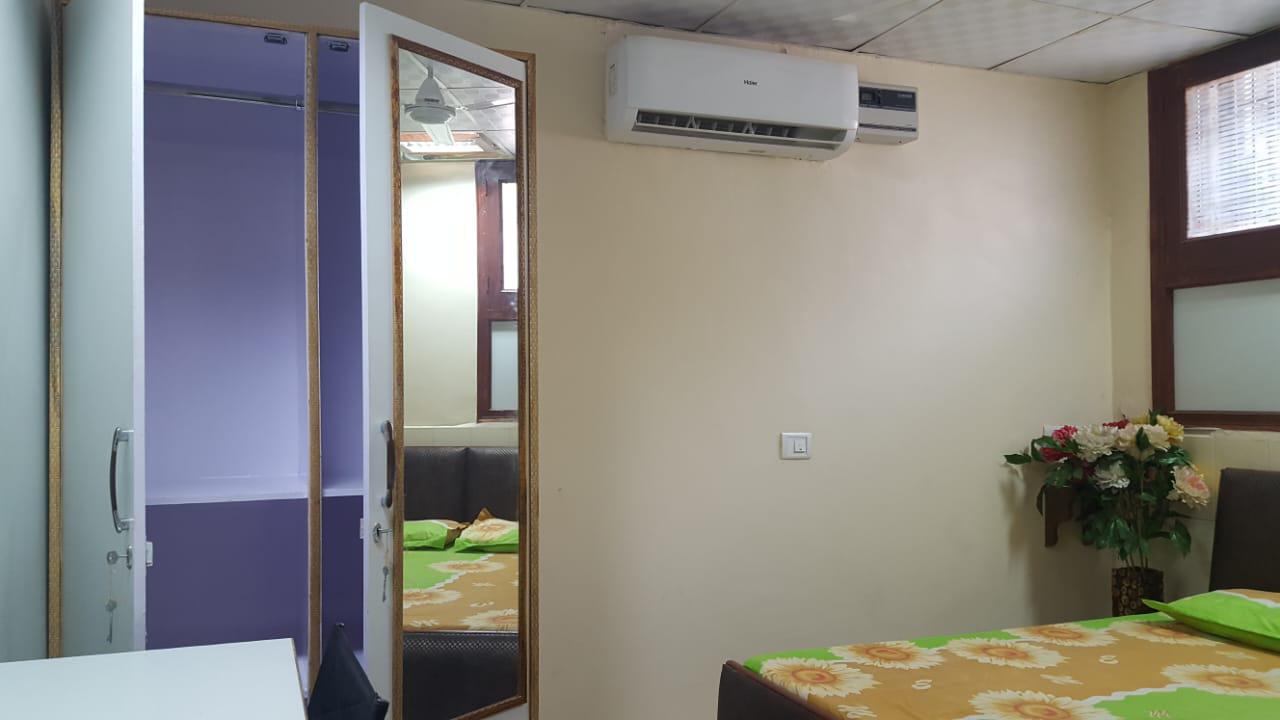 Room for rent