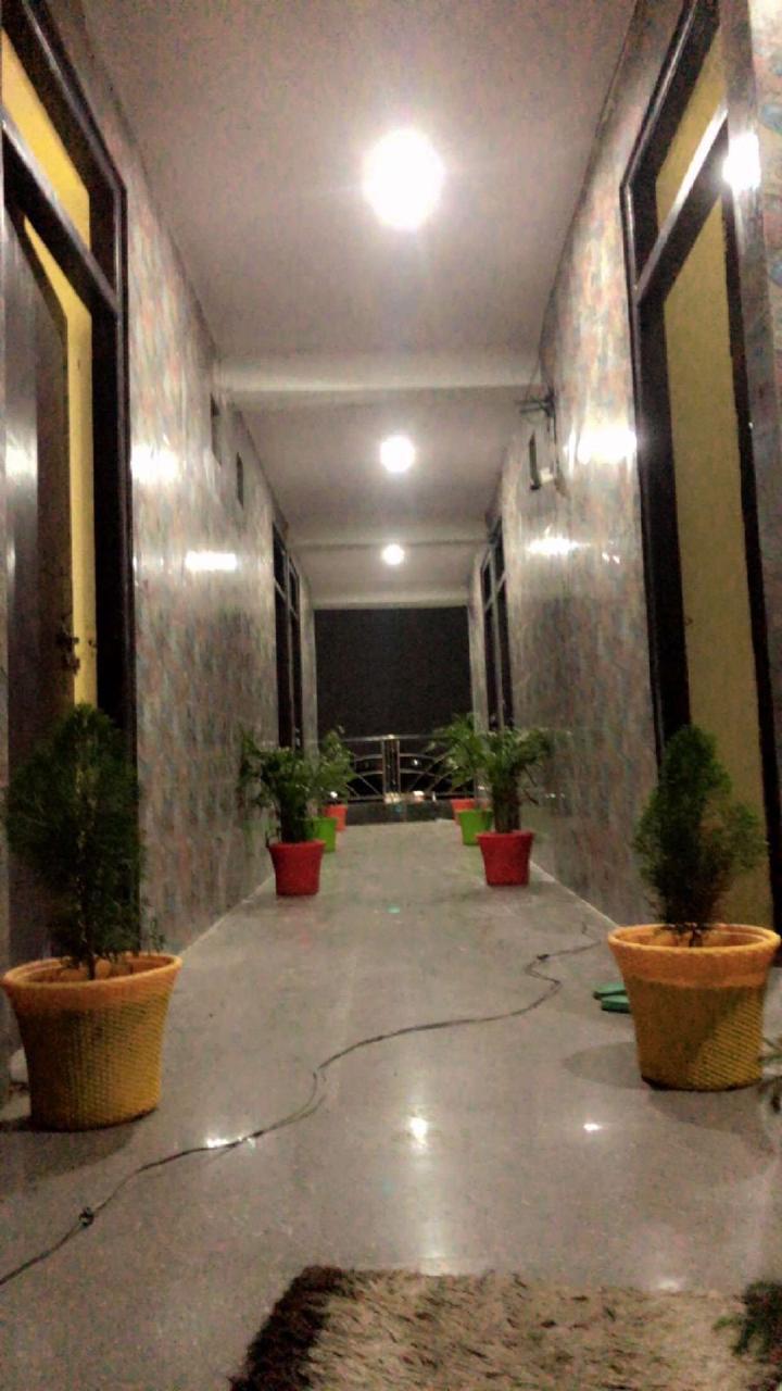1 Room with Kitchen Fully Furnished House