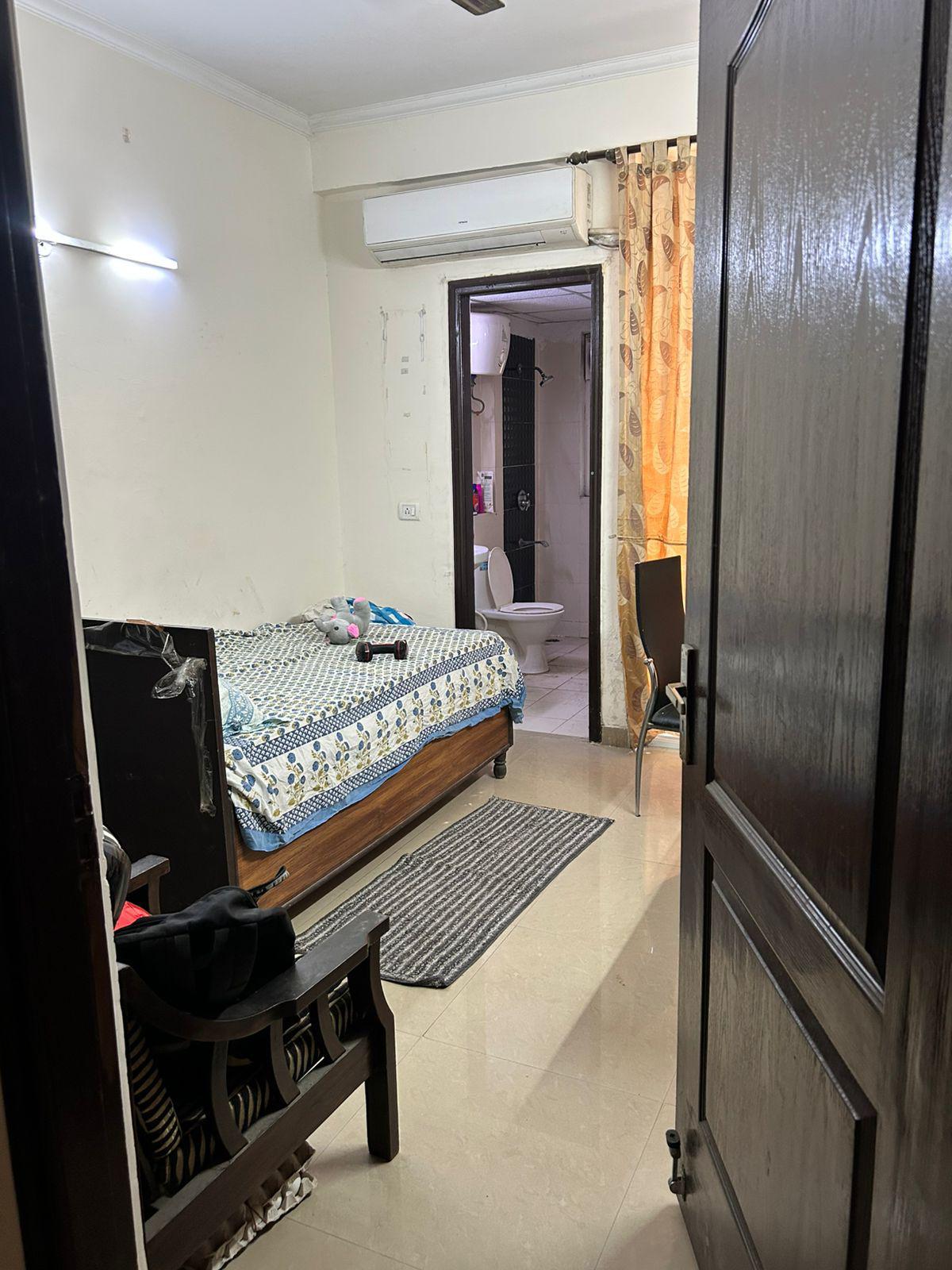 1 Room with Kitchen Semi Furnished House