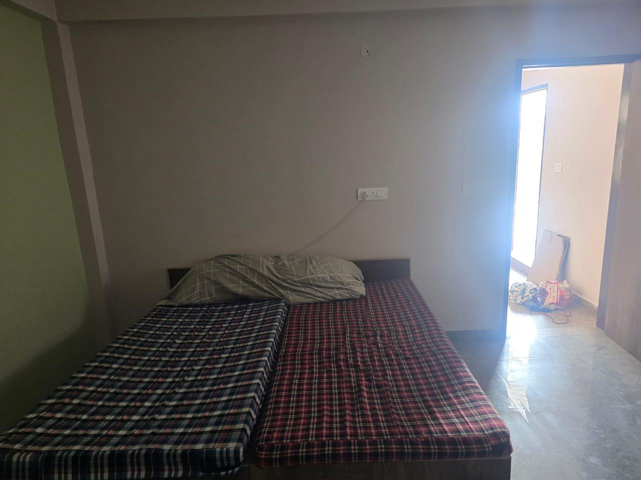 1 Room with Kitchen Semi Furnished House